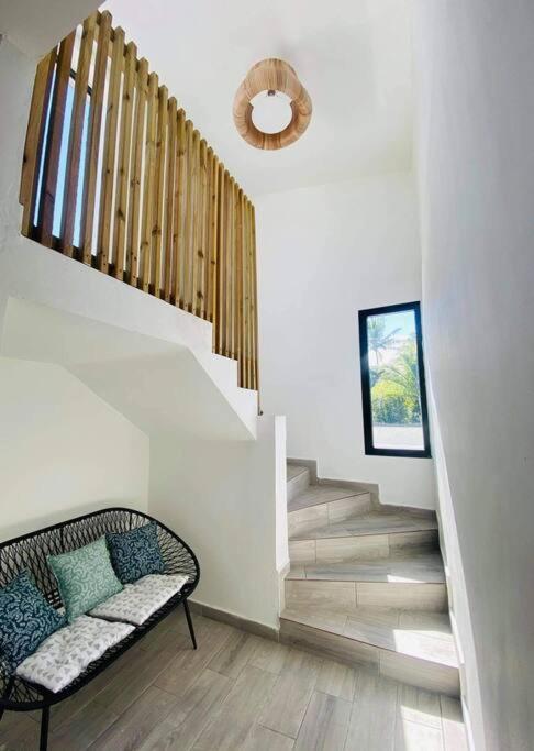 Villa Bois De Couleur Piscine Et Toit Terrasse Saint Pierre Εξωτερικό φωτογραφία