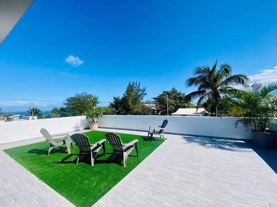 Villa Bois De Couleur Piscine Et Toit Terrasse Saint Pierre Εξωτερικό φωτογραφία